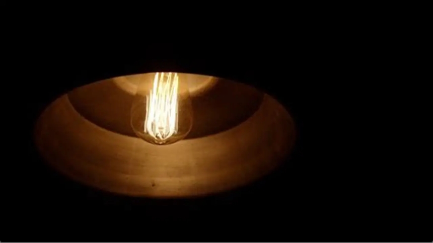 Як у неділю в Україні відключатимуть світло за графіками: розповіли в «Укренерго»