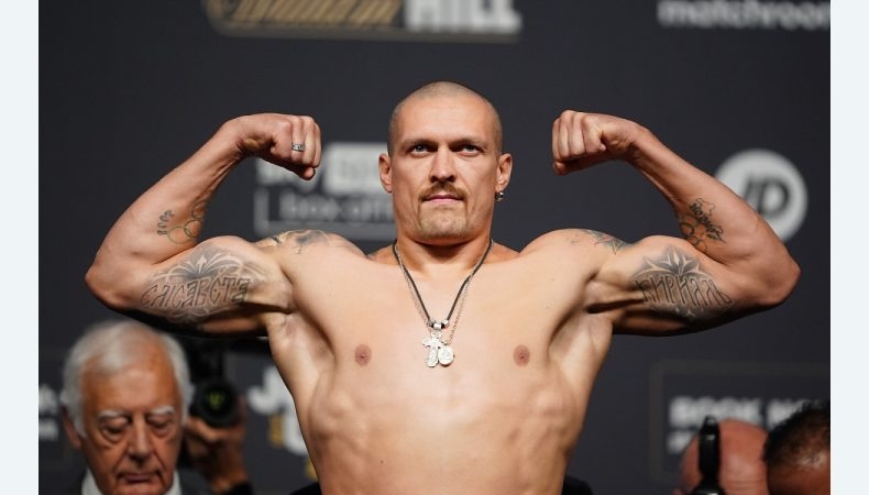 Почему украинский боксер Усик отказался от титула WBO