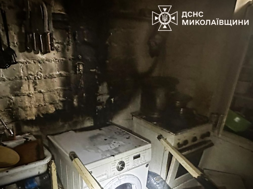 Стиральная машинка загорелась из-за свечки, расплавившей ложки: нестандартный пожар в Николаеве