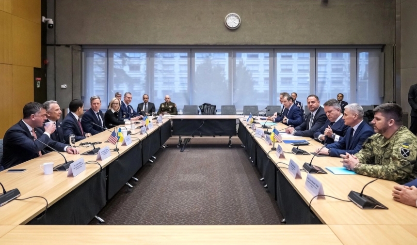 Пункт об использовании замороженных активов РФ убрали во время переговоров по мирному плану, - Bloomberg