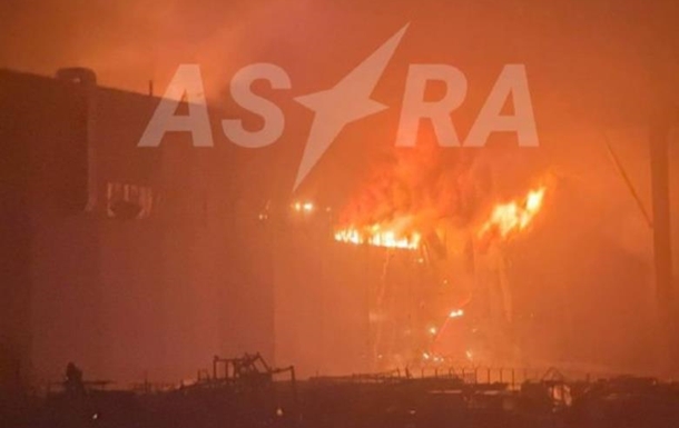 В Алабуге, где производят "Шахеды", масштабный пожар