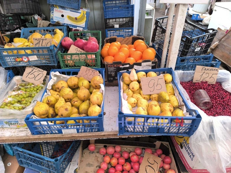 Актуальні ціни на ринку в Миколаєві: свіжі овочі, м\