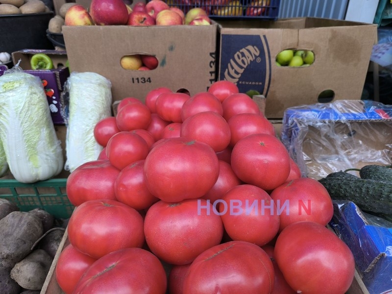 Актуальні ціни на ринку в Миколаєві: свіжі овочі, м\