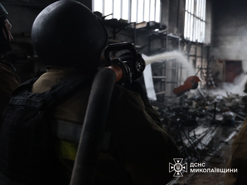 Атака «Шахедов» по Николаеву: фото и видео последствий