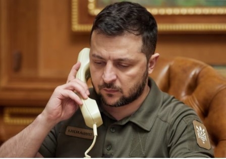 Зеленский созвонился с фон дер Ляйен и Рютте