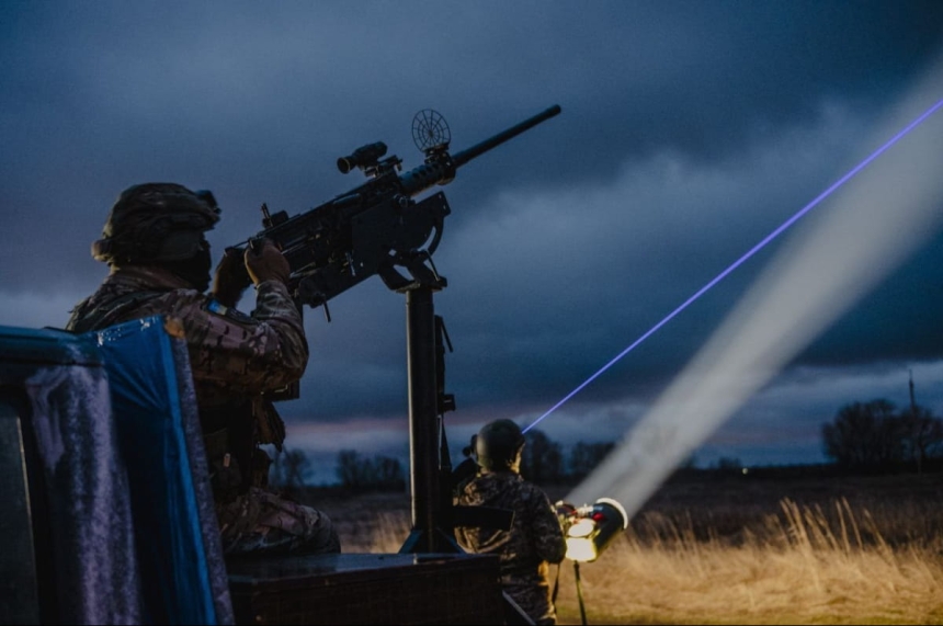 В Николаеве взрывы: город атакуют «Шахеды» (видео)