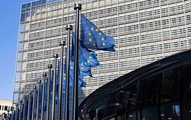 Заморожені російські активи: В ЄС придумали, як обійти вето Угорщини