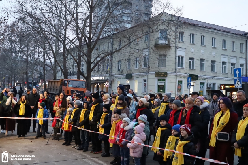 Ханука в Николаеве: как зажгли первую свечу (фото)