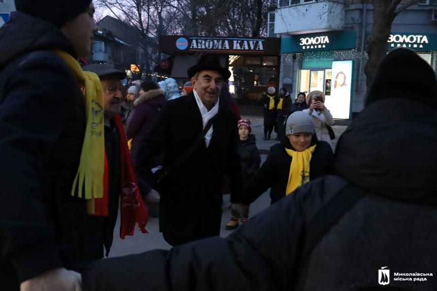 Ханука в Николаеве: как зажгли первую свечу (фото)