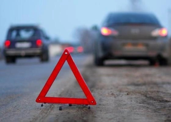 Скрытые ДТП: в Николаеве автомобиль ударил «Мазду», а на трассе у Очакова грузовик столкнулся с КамАЗом