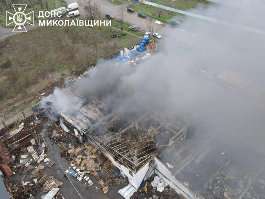 З’явилося відео масштабної пожежі на Миколаївщині