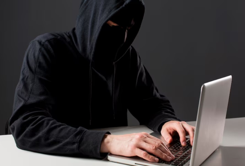 Хотів придбати сільськогосподарське обладнання: на Миколаївщині чоловік втратив більш ніж 80 тисяч гривень