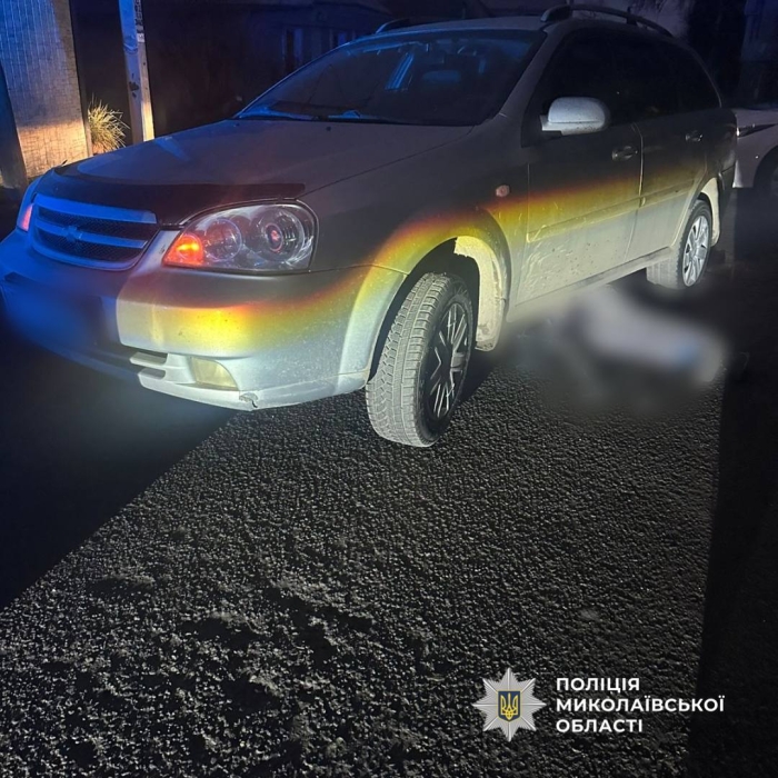 Смертельное ДТП в Николаеве: автомобиль переехал пешехода, лежавшего на дороге