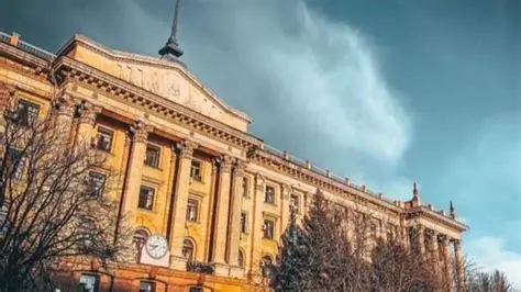 У 2026 році співробітникам Миколаївської міськради підвищать зарплату на 10 тисяч гривень