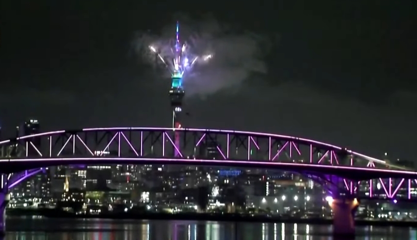 Новый год наступил: где на планете уже отпраздновали (видео)