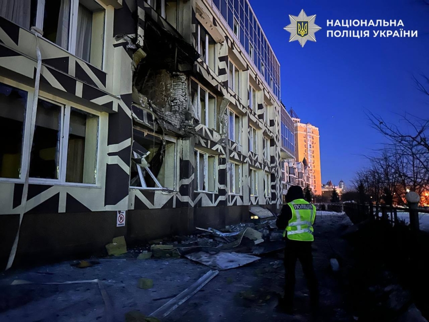 Атака дрона по клінікці у Києві: у поліції розповіли подробиці