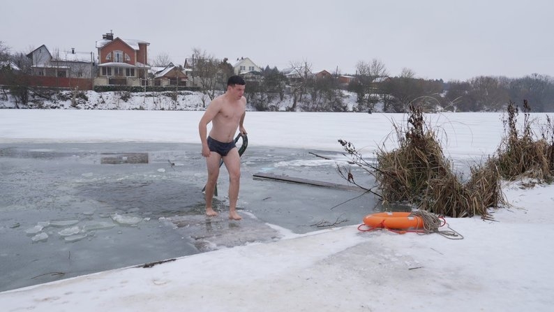 Як відсвяткували Хрещення у Миколаєві та інших областях України (фото)