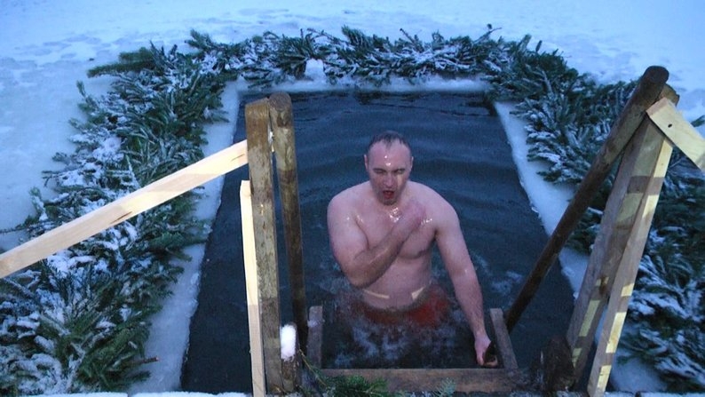 Як відсвяткували Хрещення у Миколаєві та інших областях України (фото)