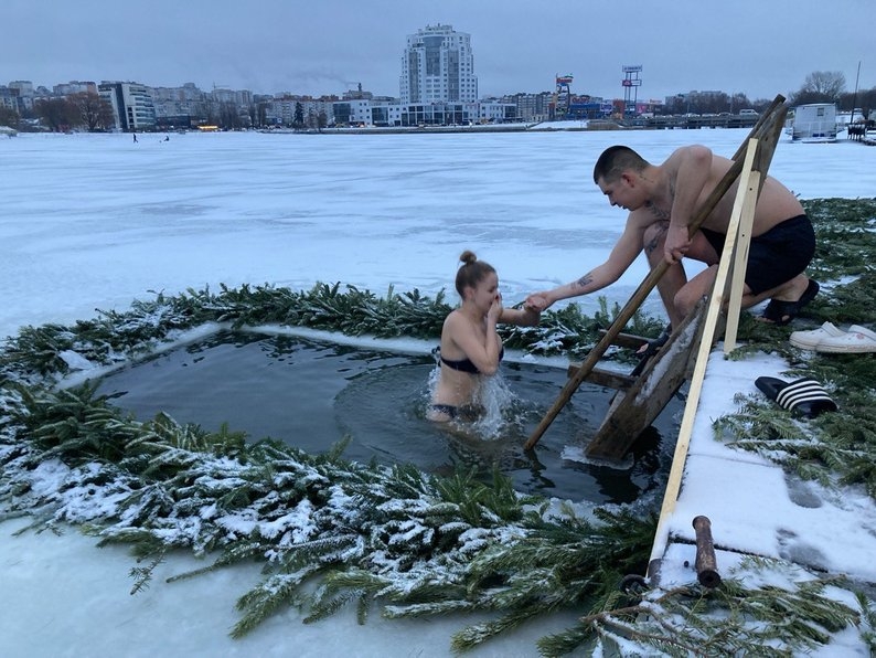 Як відсвяткували Хрещення у Миколаєві та інших областях України (фото)