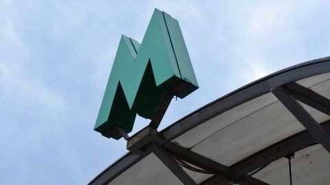 После ночной атаки РФ в Киеве возникли перебои в работе метро