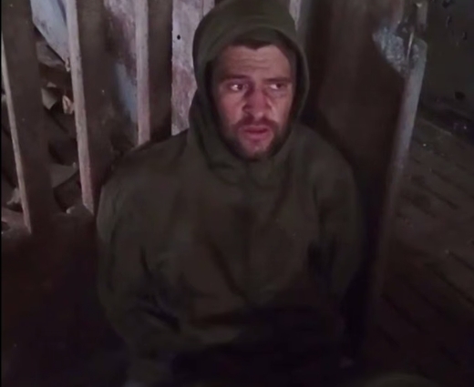 Миколаївські десантники поспілкувалися з окупантом, який сидів у загоні для свиней (відео)