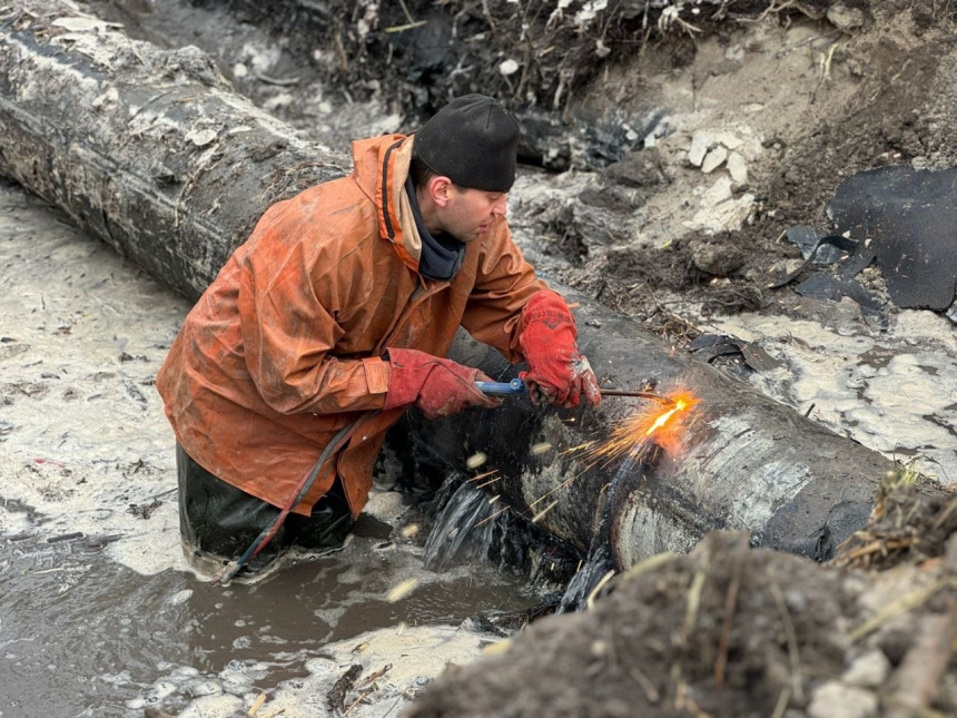 Повреждение дюкера в Николаеве: водоснабжение в пострадавшие микрорайоны уже почти возобновлено
