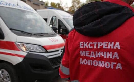 Випив трохи віскі: у Харкові до хворої дитини приїхав п’яний парамедик