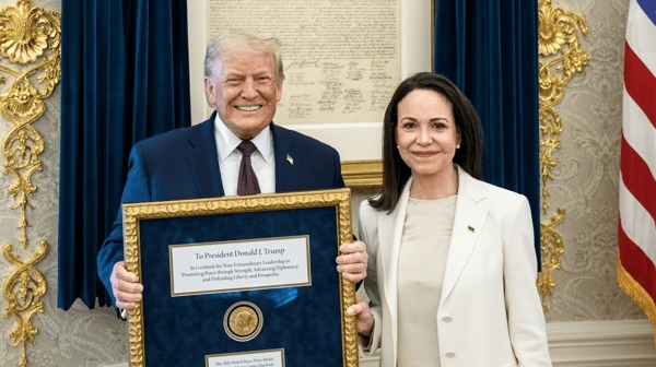 Трамп таки отримав Нобелівську премію миру: опозиціонерка Мачадо подарувала йому нагороду