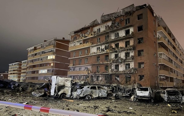 У РФ ракета ППО влучила у багатоповерховий будинок - OSINT (відео)