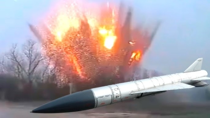 Вибух пролунав у Миколаєві - передмістя атаковано ракетою Х-22