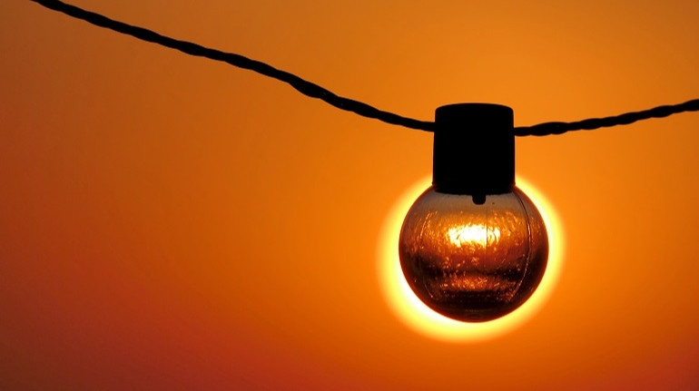 Оновлено графік відключень електроенергії у Миколаєві та області на завтра