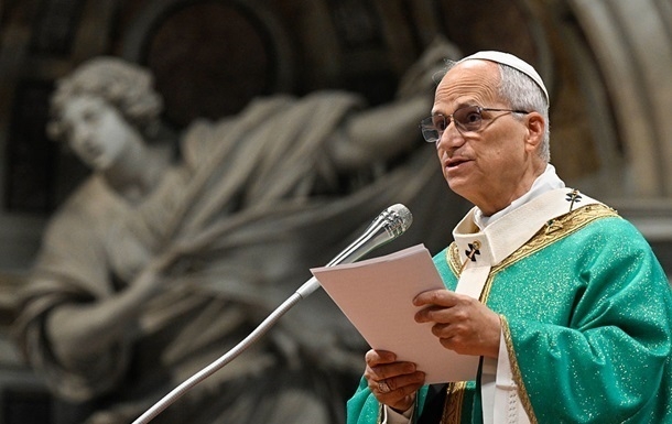 Папа Римский призвал активизировать усилия по прекращению войны в Украине