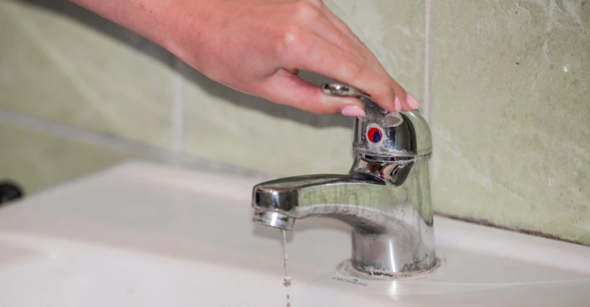 Жители двух сел в Николаевской области из-за аварии остались без воды на неопределенный срок