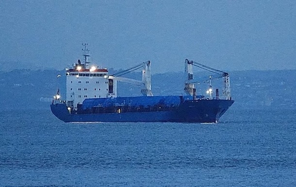 У Британії вигнали російське судно з Брістольської бухти: стояло поряд із кабелями