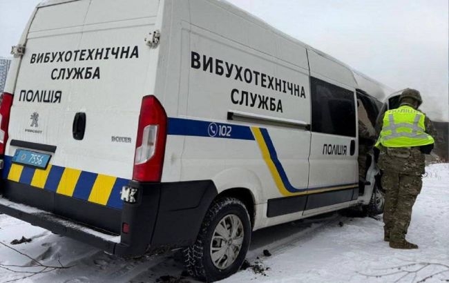 В Украине массово сообщили о заминировании объектов: полиция проверяет более 2000 сообщений