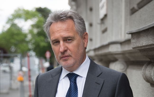 Зеленський продовжив санкції проти соратника Медведчука та Фірташа