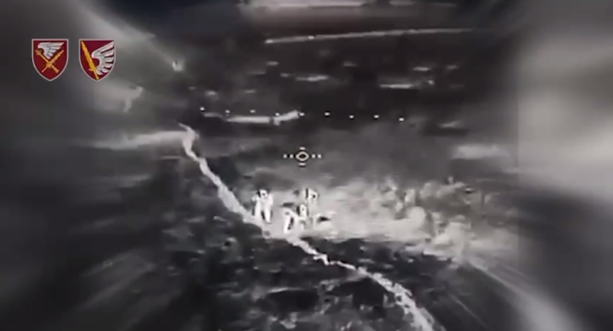 Николаевские десантники сообщили об осложнении ситуации в Мирнограде: идут бои (видео)