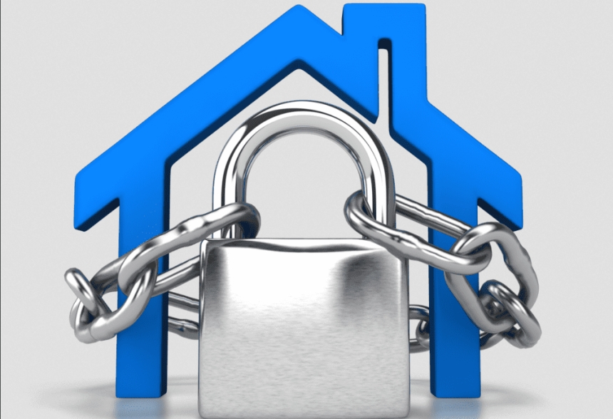 Фіктивно влаштував сина на роботу: суд заарештував будинок екс-голови громади у Миколаївській області