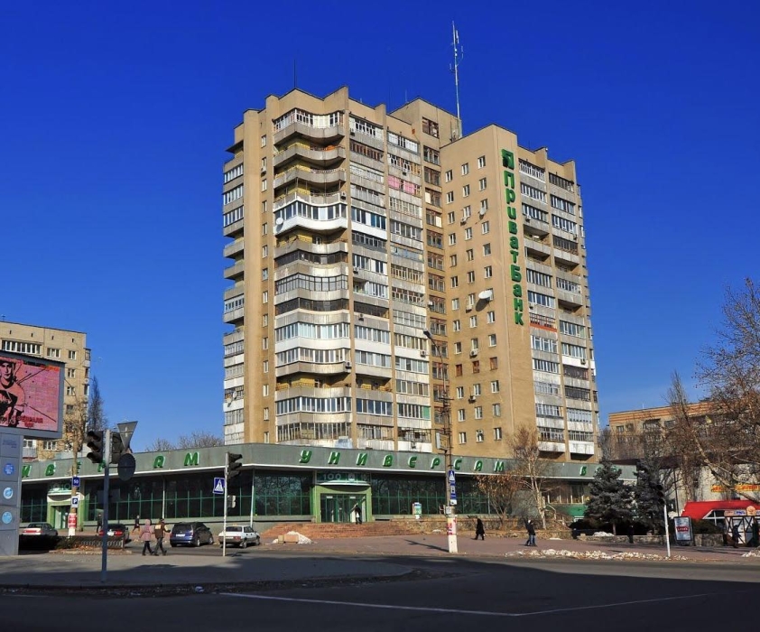 Люди мерзнут в самом высоком доме на Соборной: в чем причина