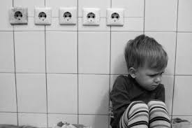 Нет еды и родители дерутся: в Николаеве забрали ребенка из неблагополучной семьи