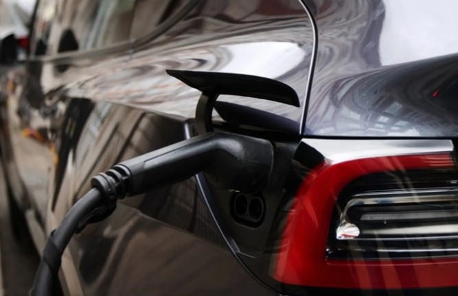 Ринок електромобілів в Україні обвалився в 11 разів