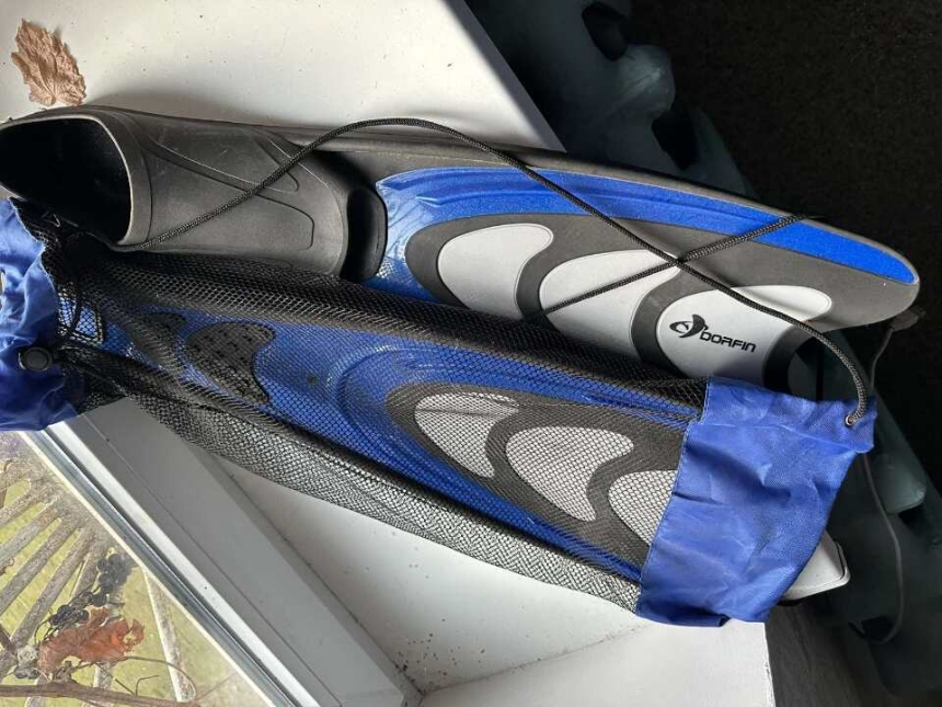 Від білизни до тачки: що можна купити на “барахолці” конфіскованого майна