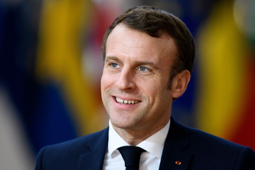 Макрон рассказал Зеленскому о визите его советника в Россию