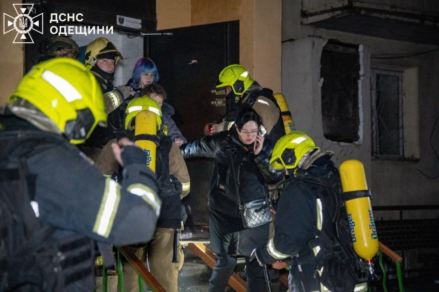 Враг атаковал Одессу: горел рынок и дома, есть пострадавший (видео)