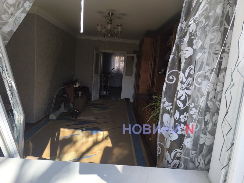 Появились первые фото и видео последствий утреннего обстрела Николаева