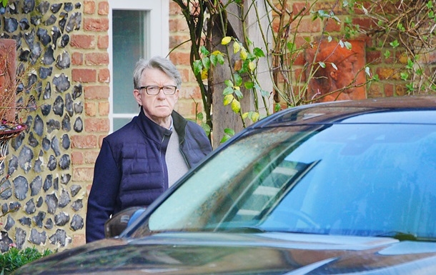 Справа Епштейна: затримали екс-посла Великої Британії