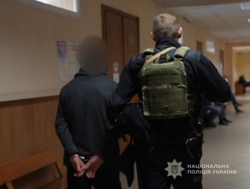 В Одесі двомісячна дитина впала в кому через фізичне “виховання” батька