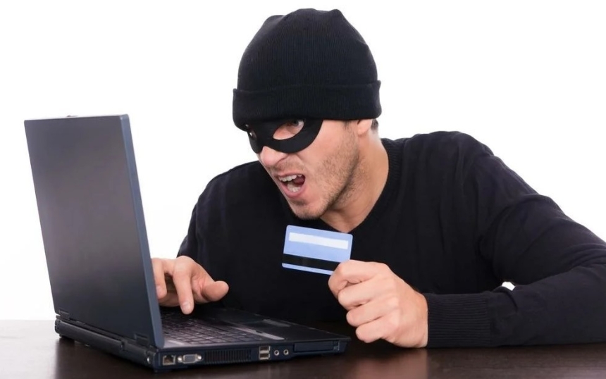 «Кибератака» и помощь от государства: жительниц Николаевской области обманули на 45 тысяч гривен