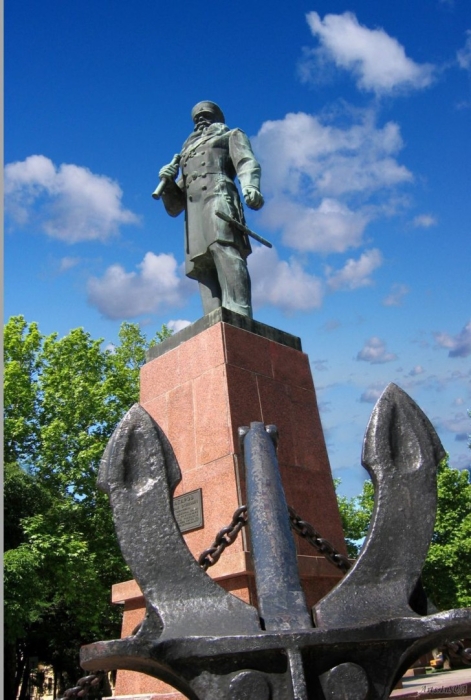 Сенкевич прокоментировал снос памятника адмиралу Макарову в Николаеве: денег нет, но убрать надо