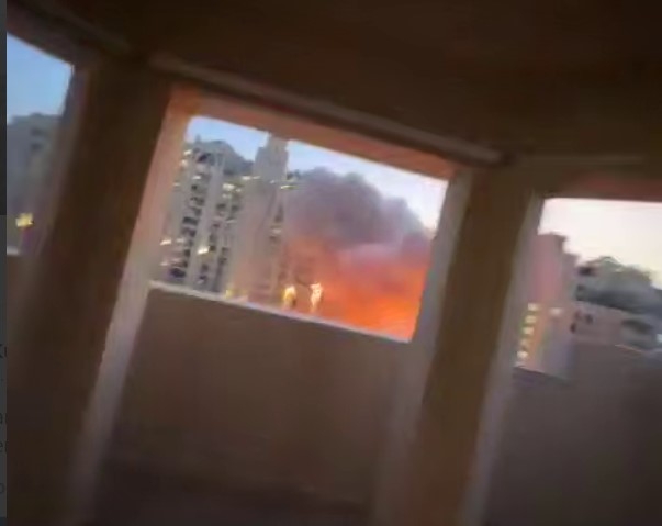 Момент прильоту біля 5-зіркового готелю у Дубаї: відео